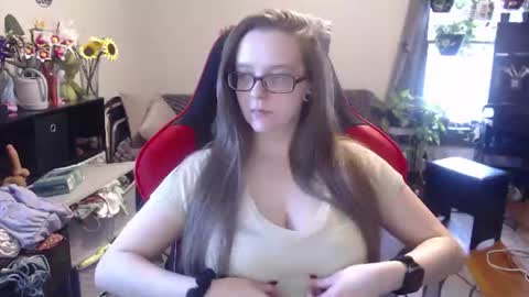 Snapshot of xqueenkendrax chatting on 07/12/26, 10:45 xqueenkendrax online show from 07/12/26, 10:45