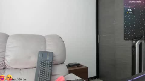 Hellen Sofia instagram hellen5546 online show from 01/11/25, 07:38