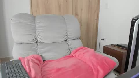 Hellen Sofia instagram hellen5546 online show from 03/17/26, 12:30