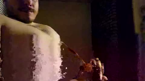 Snapshot of xt_ chatting on 09/15/25, 04:45 xt_ online show from 09/15/25, 04:45