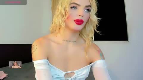 Snapshot of xthesexyboyx chatting on 06/16/26, 07:33 Femboy Exotic online show from 06/16/26, 07:33