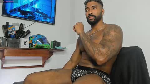 Stipp3r online show from 11/23/25, 12:05