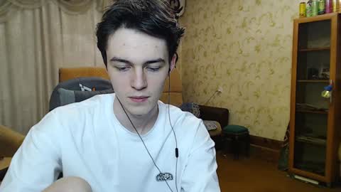 traqqq online show from 12/16/24, 11:39