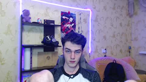 traqqq online show from 01/22/25, 08:17