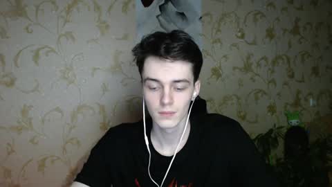 traqqq online show from 04/04/26, 08:28