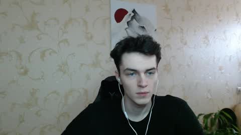 traqqq online show from 04/18/26, 11:47