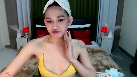 xtspetitehugecock online show from 02/24/26, 04:32