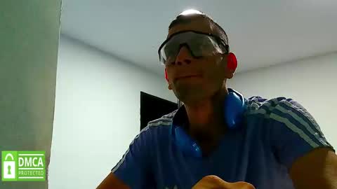 xuyeeg online show from 02/16/25, 01:25