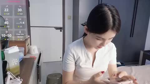 Snapshot of xuyihan chatting on 01/19/26, 04:49 xuyihan online show from 01/19/26, 04:49