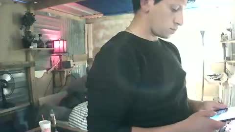 xvatx online show from 12/16/25, 06:13