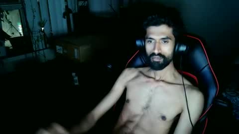 Snapshot of xwuvzyew chatting on 12/18/24, 04:53 x online show from 12/18/24, 04:53