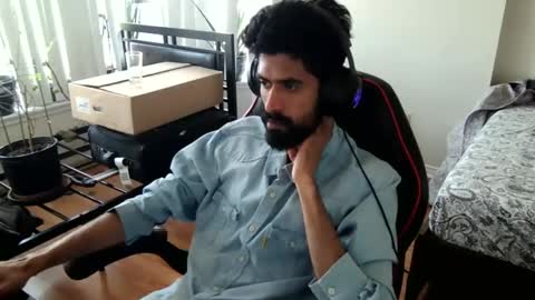 Snapshot of xwuvzyew chatting on 12/21/24, 04:46 x online show from 12/21/24, 04:46