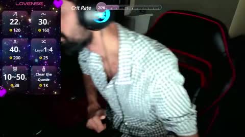 Snapshot of xwuvzyew chatting on 12/24/24, 11:33 x online show from 12/24/24, 11:33