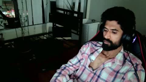 Snapshot of xwuvzyew chatting on 12/26/24, 06:30 x online show from 12/26/24, 06:30