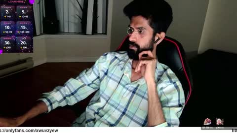 Snapshot of xwuvzyew chatting on 12/30/24, 02:09 x online show from 12/30/24, 02:09