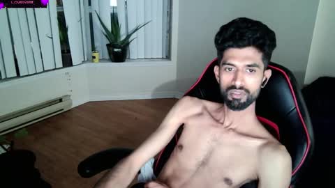 Snapshot of xwuvzyew chatting on 01/26/25, 12:58 x online show from 01/26/25, 12:58