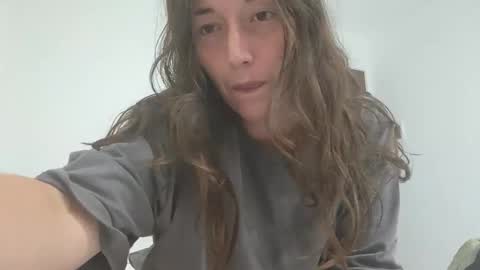 Snapshot of xx_flowprincess_xx chatting on 04/28/26, 04:45 xx_flowprincess_xx online show from 04/28/26, 04:45