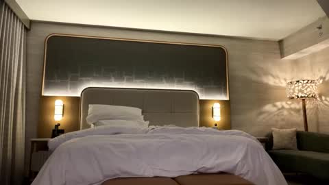 xxalphawolf69 online show from 04/21/26, 03:13