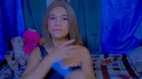 anne online show from 06/25/26, 07:51