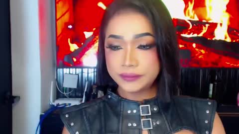 Snapshot of xxasian_goddessxx chatting on 05/21/26, 05:31 xxasian_goddessxx online show from 05/21/26, 05:31