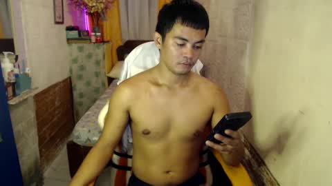 Snapshot of xxasianryanxx chatting on 02/26/25, 10:26 xxasianryanxx online show from 02/26/25, 10:26
