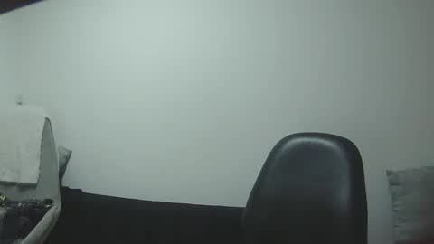 Snapshot of xxbeyotaxx chatting on 10/29/25, 02:58 beyota online show from 10/29/25, 02:58