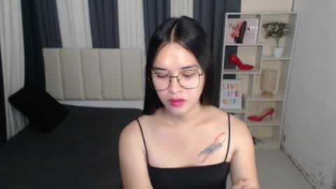 CHLOES ROOM online show from 10/14/25, 05:47