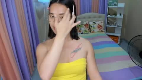 CHLOES ROOM online show from 05/19/26, 05:36