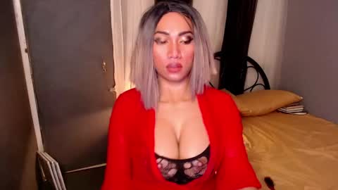 Snapshot of xxcinddyxx chatting on 12/04/24, 08:51 cinddy online show from 12/04/24, 08:51