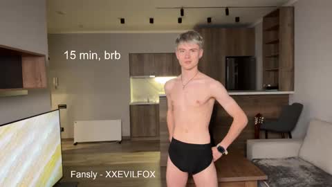 Snapshot of xxevilfox chatting on 11/16/25, 05:46 Fox online show from 11/16/25, 05:46