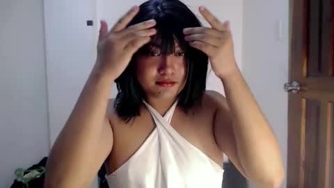 Snapshot of xxhotloyd_cummerx chatting on 05/04/26, 01:51 Loyd online show from 05/04/26, 01:51
