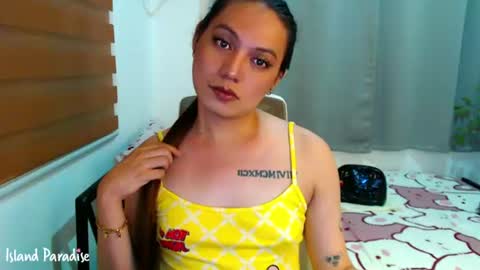 Snapshot of xxjulielovesyouxx chatting on 07/07/26, 04:33 July online show from 07/07/26, 04:33