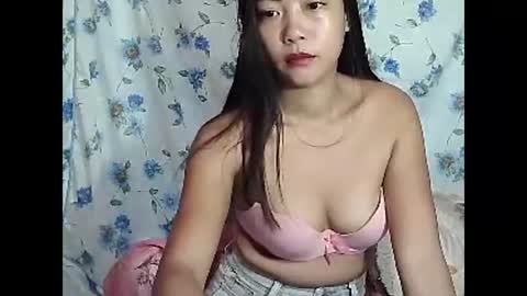 Snapshot of xxkylie18 chatting on 09/22/25, 07:05 xxkylie18 online show from 09/22/25, 07:05