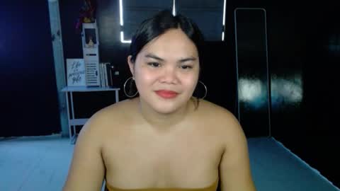 Kylie Smith online show from 10/28/25, 07:01