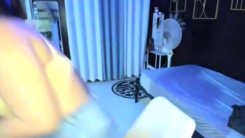 Kylie Smith online show from 07/28/26, 12:59