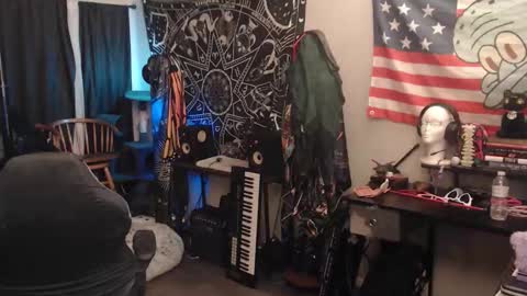 Lilith online show from 12/04/25, 04:11