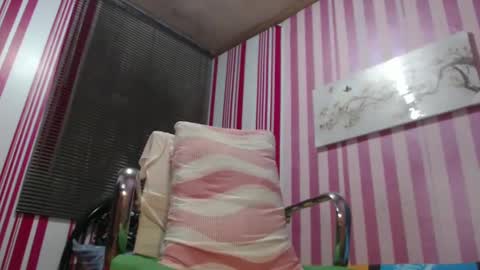 xxrowenatastycockforyouxx online show from 02/27/25, 02:53