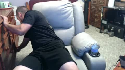 xxScubaStevexx online show from 09/25/25, 06:39