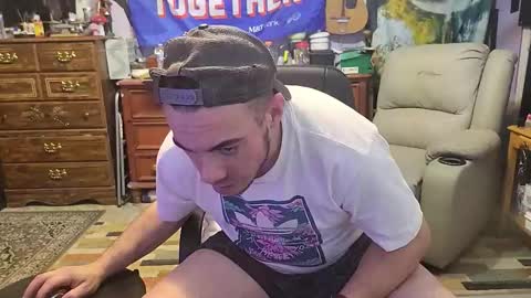 Snapshot of xxscubastevexxx chatting on 01/18/26, 05:11 xxScubaStevexx online show from 01/18/26, 05:11