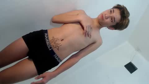 Snapshot of xxsebastian18 chatting on 12/08/24, 07:32 seb online show from 12/08/24, 07:32