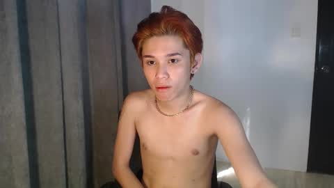 Snapshot of xxsebastian18 chatting on 01/17/25, 02:18 seb online show from 01/17/25, 02:18