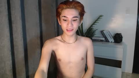 Snapshot of xxsebastian18 chatting on 01/20/25, 10:51 seb online show from 01/20/25, 10:51