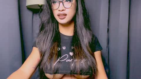 Lara online show from 12/06/24, 07:12