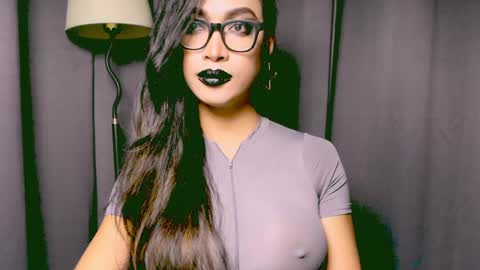 Lara online show from 12/26/24, 07:16