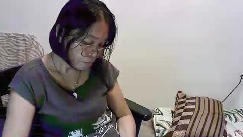 Snapshot of xxsexypinayxx chatting on 09/18/25, 07:32 xxsexypinayxx online show from 09/18/25, 07:32