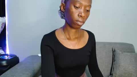Snapshot of xxsexytalia28 chatting on 10/21/25, 10:10 xxsexytalia28 online show from 10/21/25, 10:10