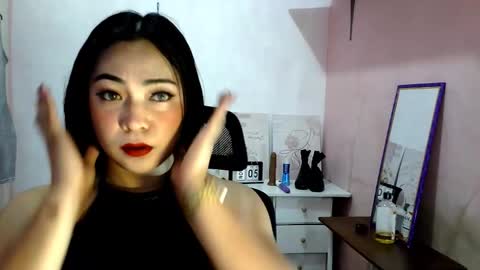 xxslutty kim online show from 11/06/25, 05:52