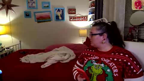 Strawberry Jane online show from 12/04/25, 05:17