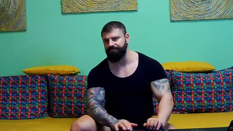 Snapshot of xxtreamleonard chatting on 02/06/25, 11:21 Xtream Leonard online show from 02/06/25, 11:21