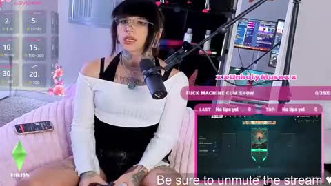 Muse n Poppy online show from 01/16/26, 10:47